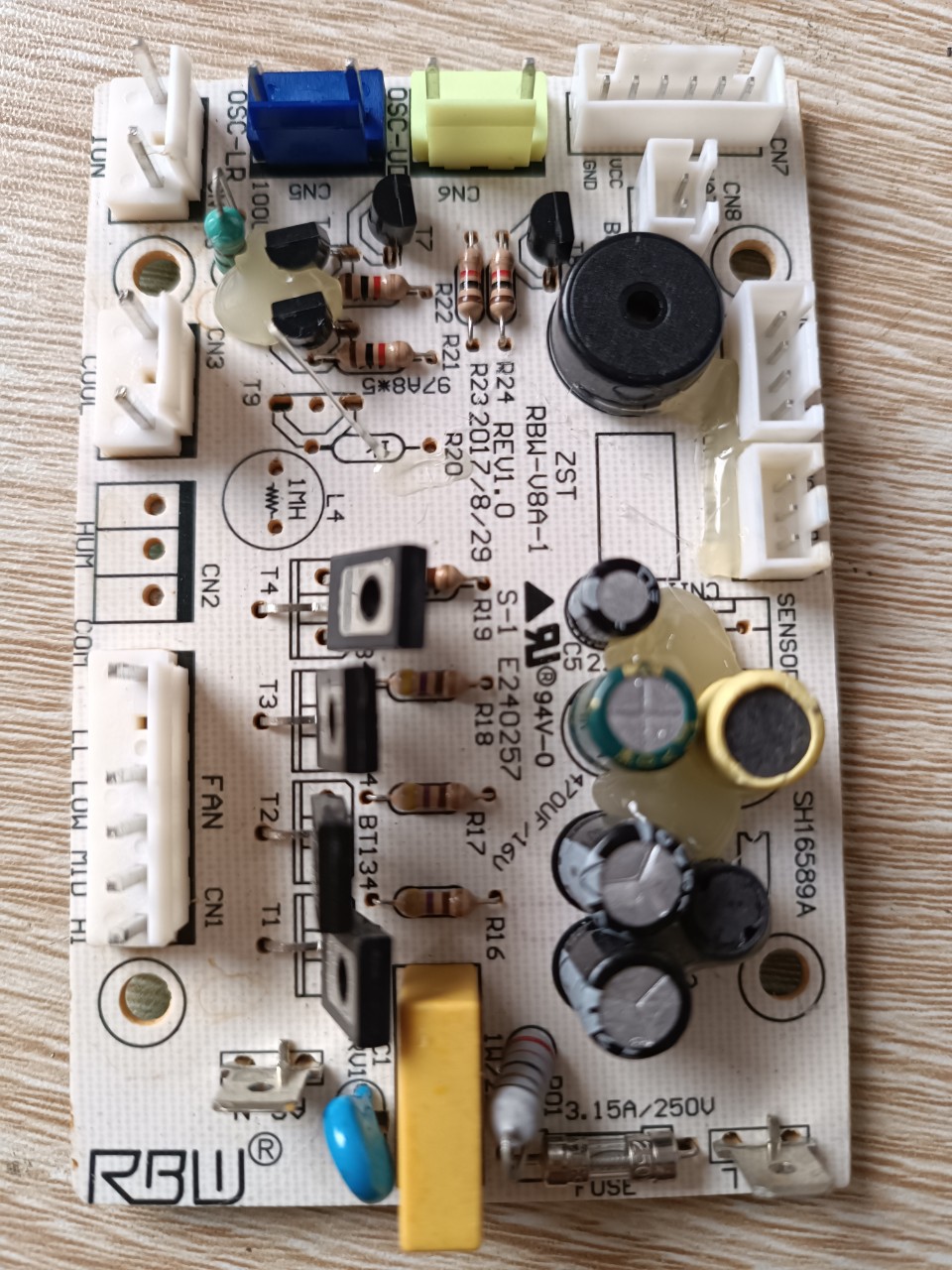 Mạch nguồn quạt điều hòa SHD7719