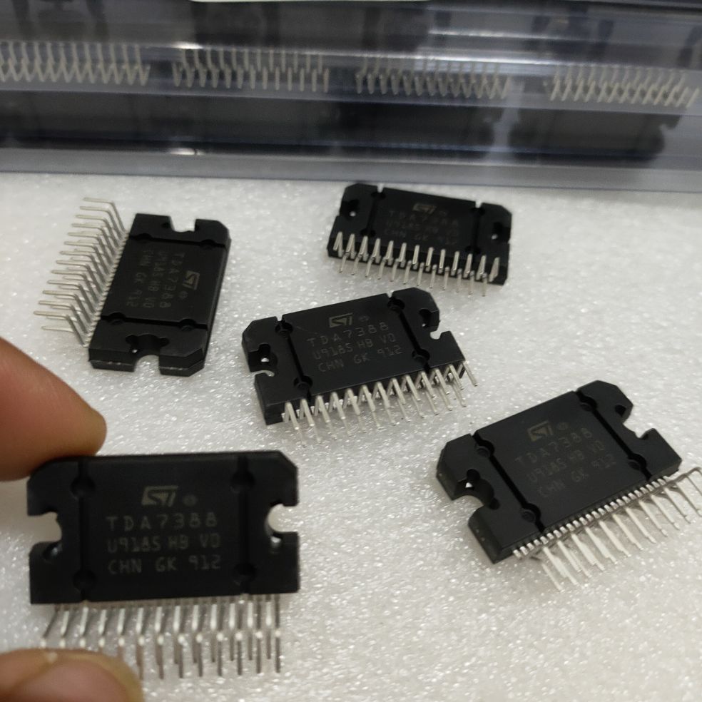 Ic công suất tda 7388 giá 1 con