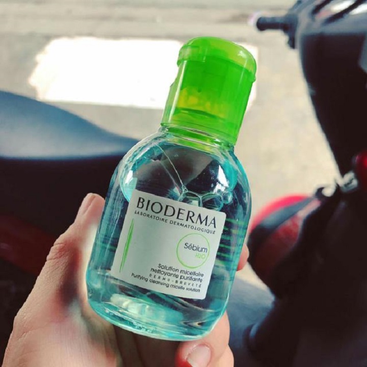 Nước tẩy trang dành cho da dầu, da mụn Bioderma Sébium H2O 100ml