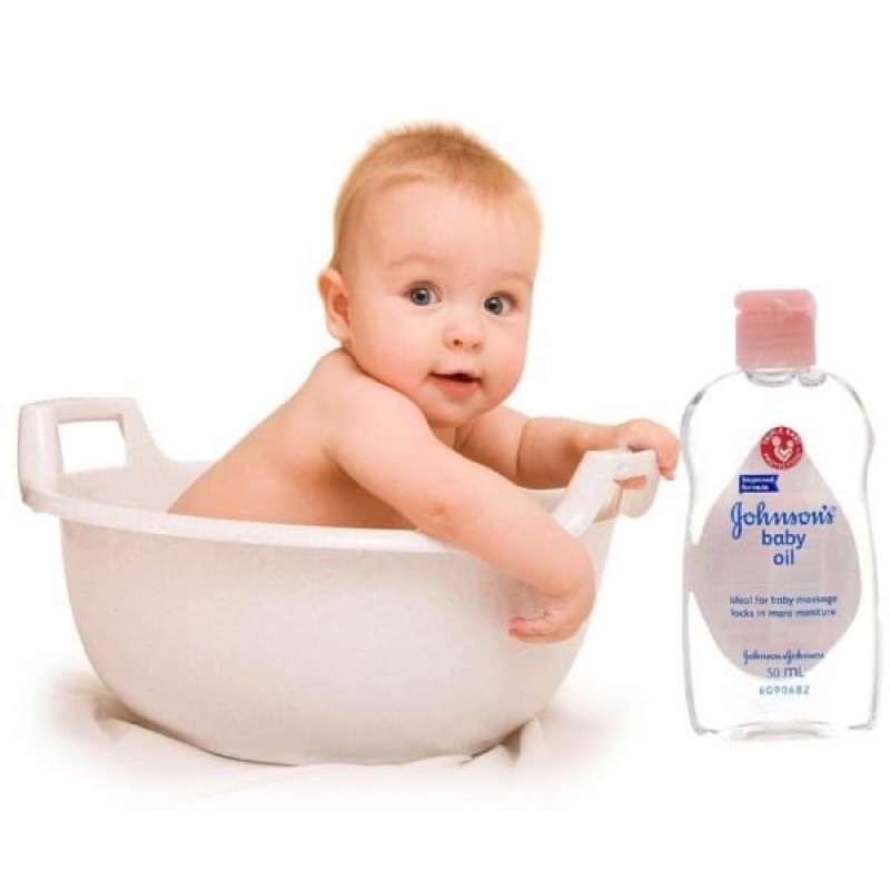 Dầu Massage và Dưỡng Ẩm Johnson Baby 200ml