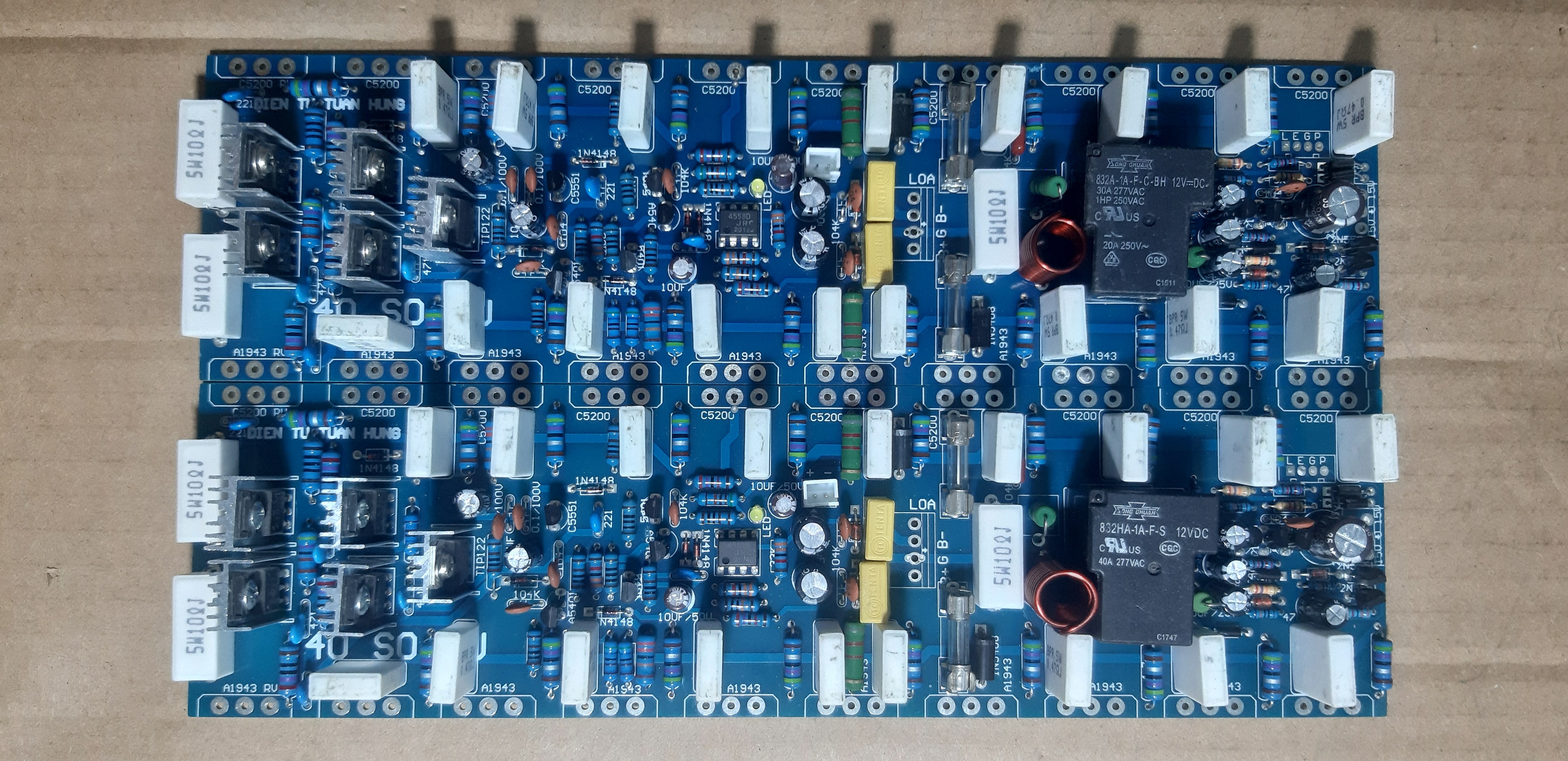 MACH CÔNG SUẤT 40 SÒ 2 U , 1 CẶP