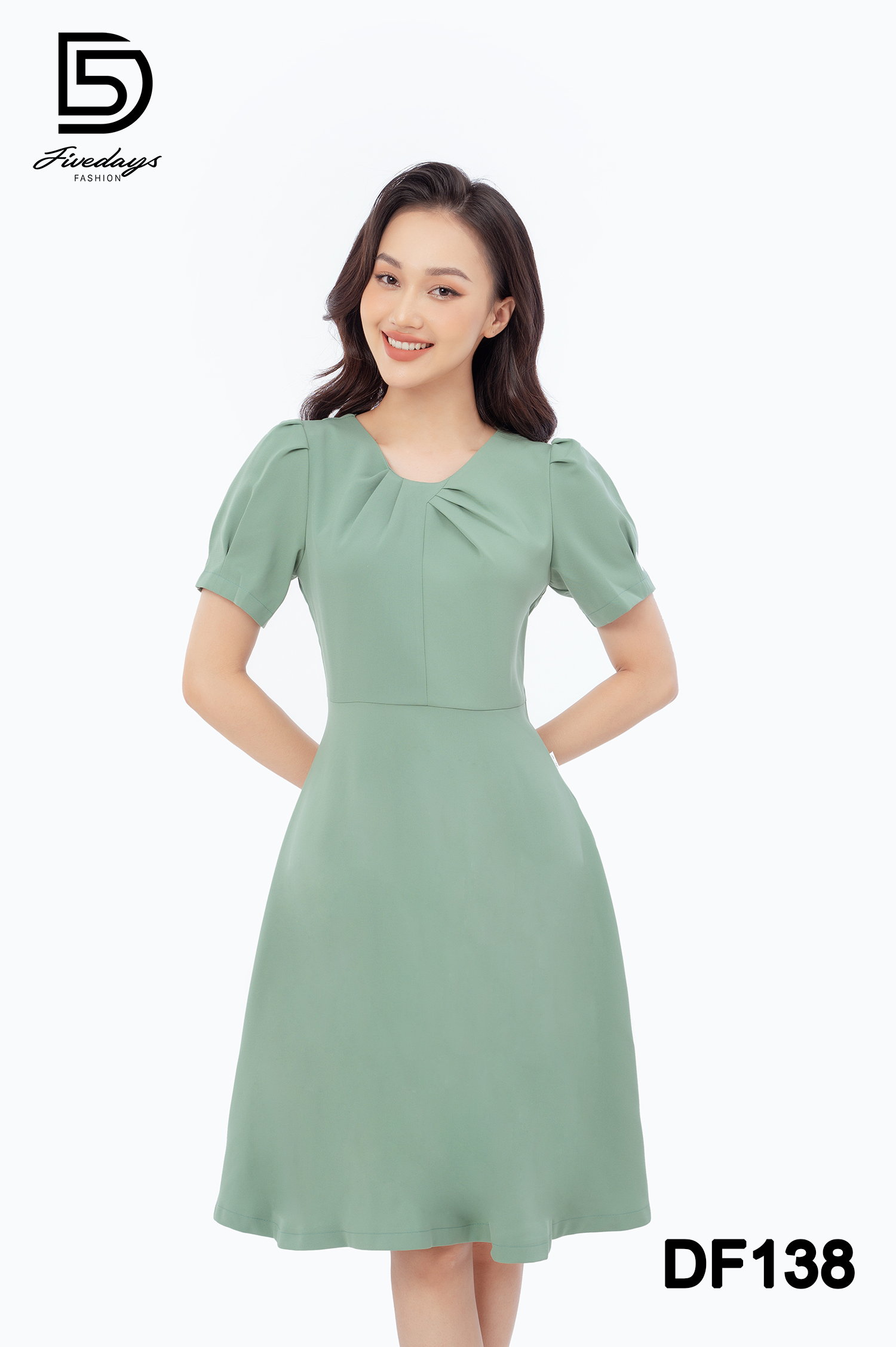 Đầm xoè cổ xếp ly FIVEDAYS