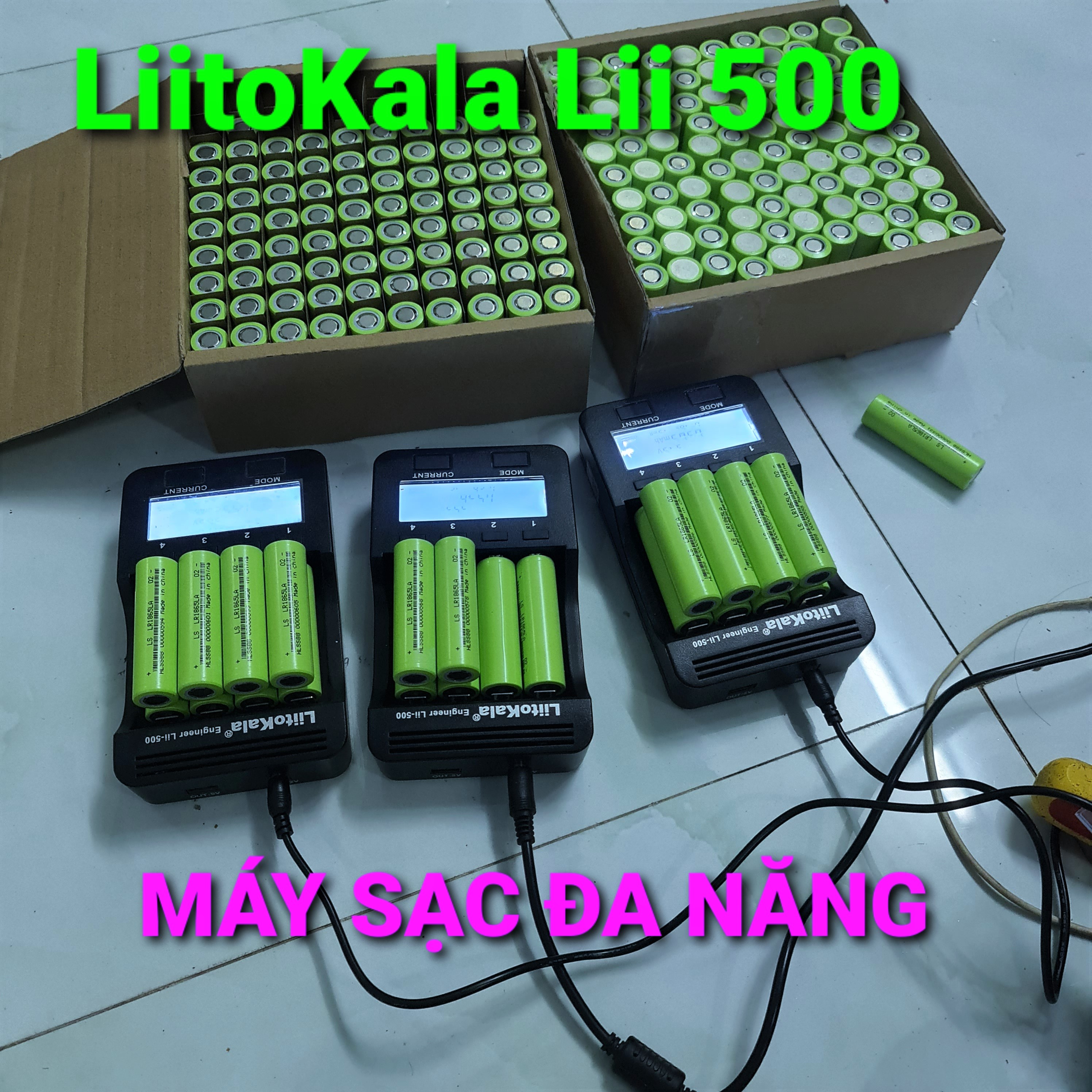 Sạc LitoKala Lii-500, Sạc thông minh ĐA NĂNG, đo nội trở và dung lượng pin. Ưu điểm: Sạc được 4 cell pin cùng lúc và đặc biệt hơn là sạc ĐỘC LẬP từng cell riêng biệt. Sạc được nhiều loại pin 18650, 26650, AA, AAA... - LIMO