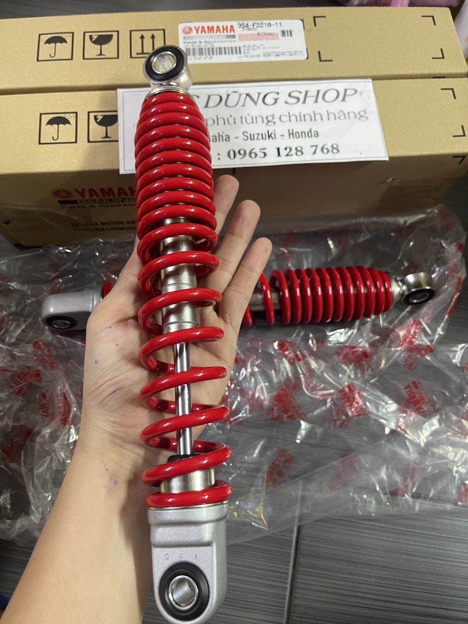 Phuộc sau Sirius 110 hãng
