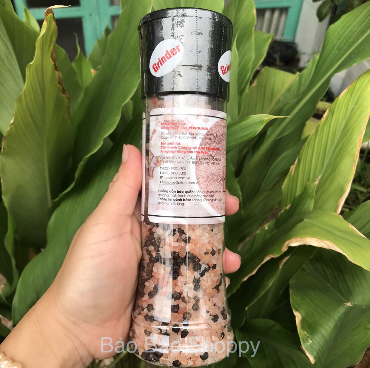 Tiêu muối hồng Himalaya TOPSPICE( SP CTy Petrolimex) ( nắp có cối xay tiện lợi)