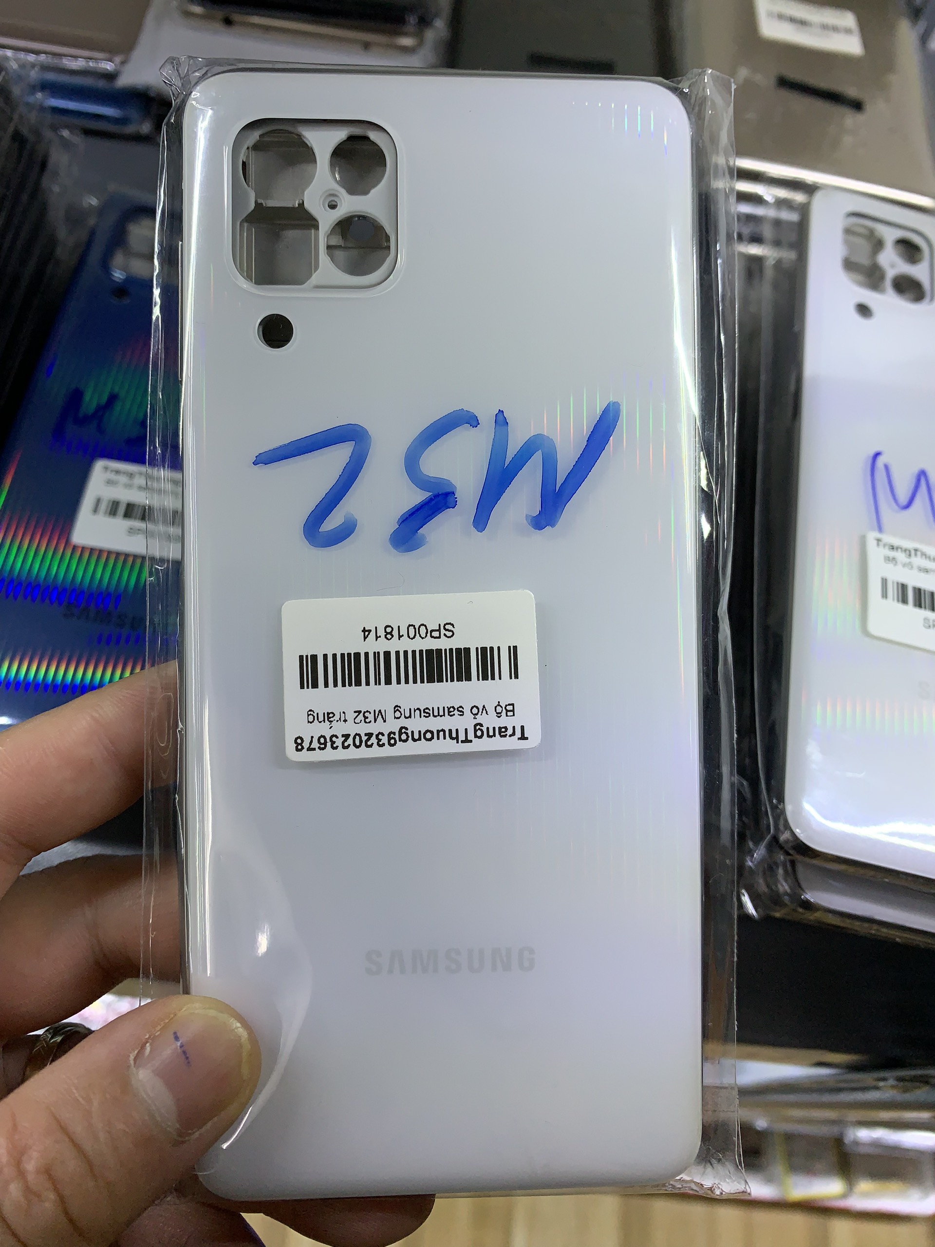 FullBộ vỏ zin samsung M32 ( gồm kính camera, phím bấm, khung xương, lưng, viền , khay sim