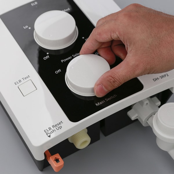 Máy nước nóng Panasonic DH-3RP2VK