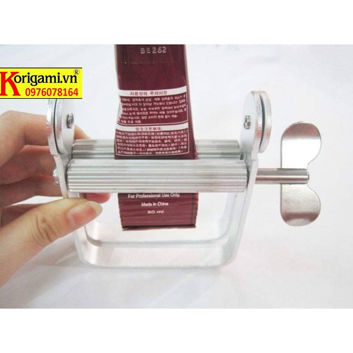 DỤNG CỤ NẶN LẤY TUÝP MÀU NHUỘM TÓC
