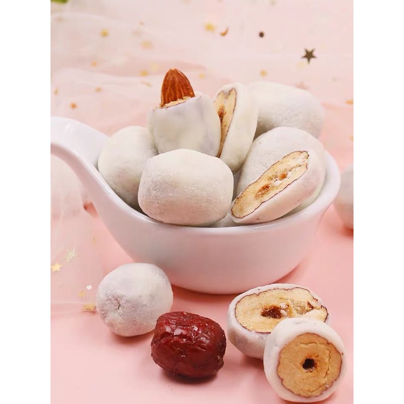 Kẹo Marshmallow Táo đỏ hạnh nhân túi 200gram (~19 Viên)