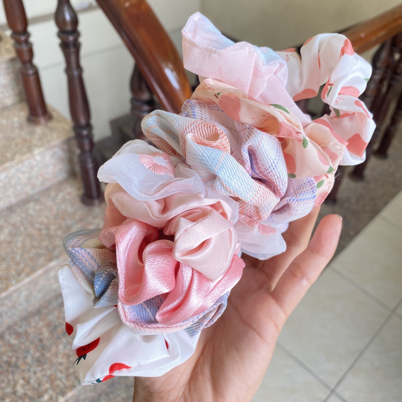 Set 10 dây buộc tóc scrunchies dễ thương