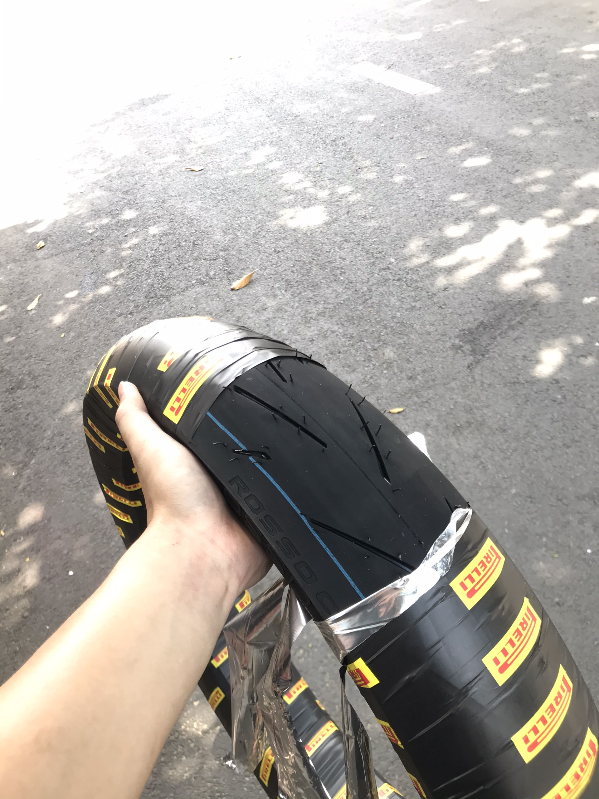 [HCM]VỎ PIRELLI GAI PIRELLI ROSSO CORSA 2 100/80-17