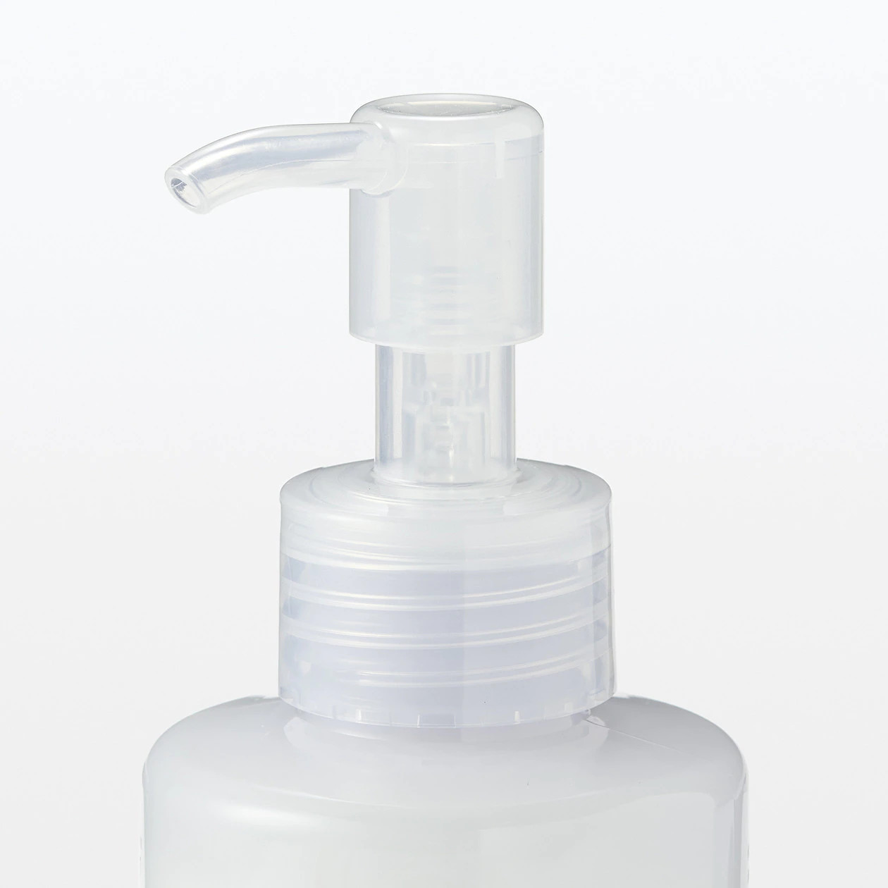 Sữa tẩy trang Muji Mild Milk Cleansing