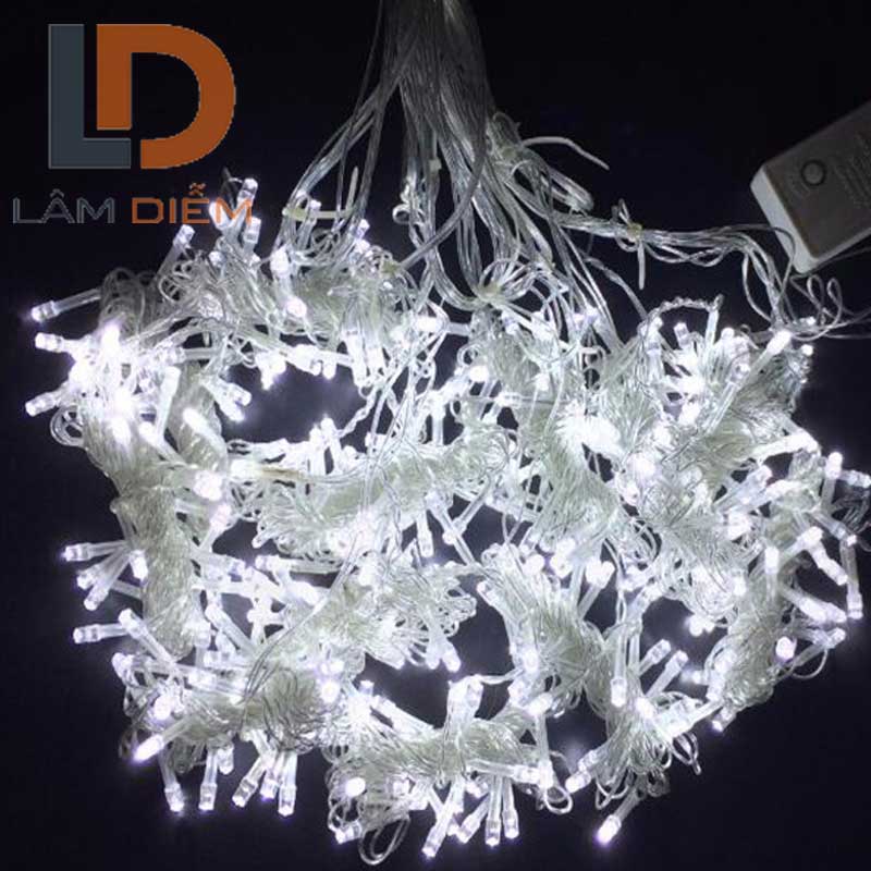 đèn trang trí dạng màn thác nước 3m x 2m5 bóng 180 bóng led v8 rũ 10 sợi nhiều chế độ chớp