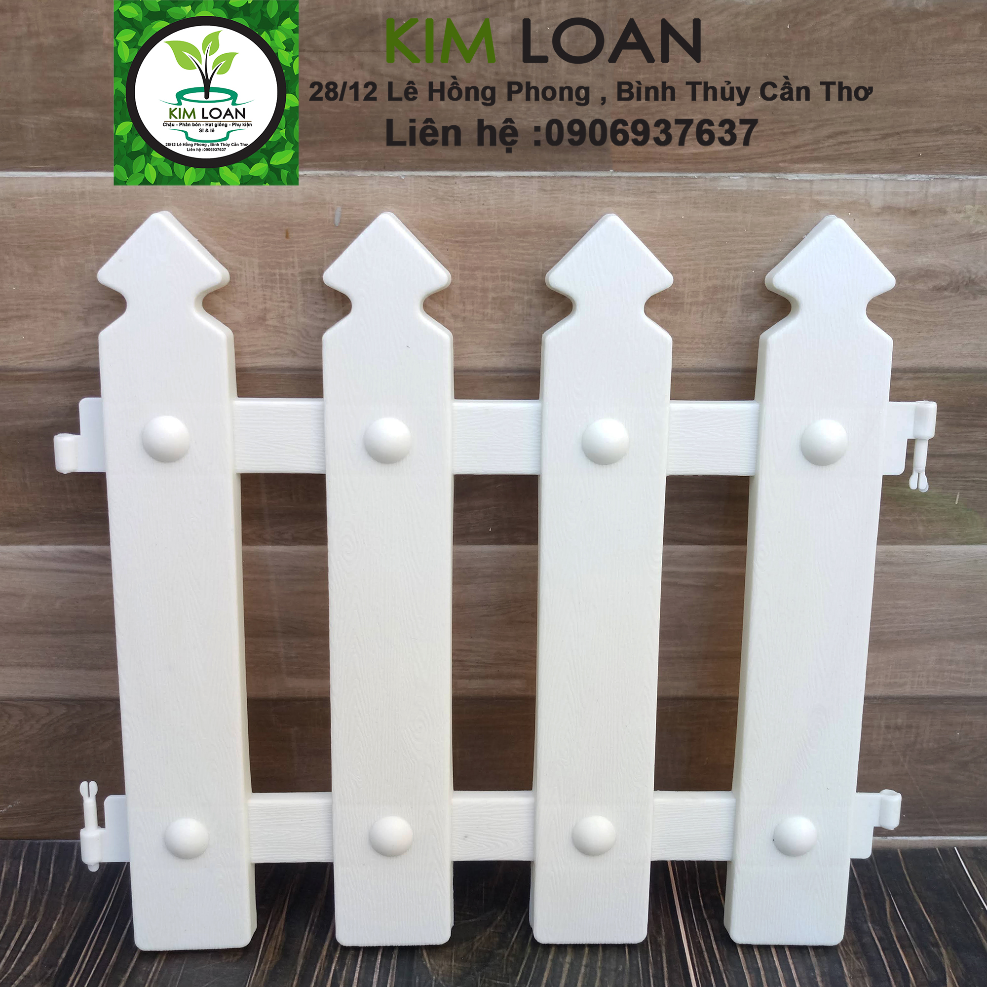 Hàng rào nhựa chóp nhọn 30 x 30 x 1 cm