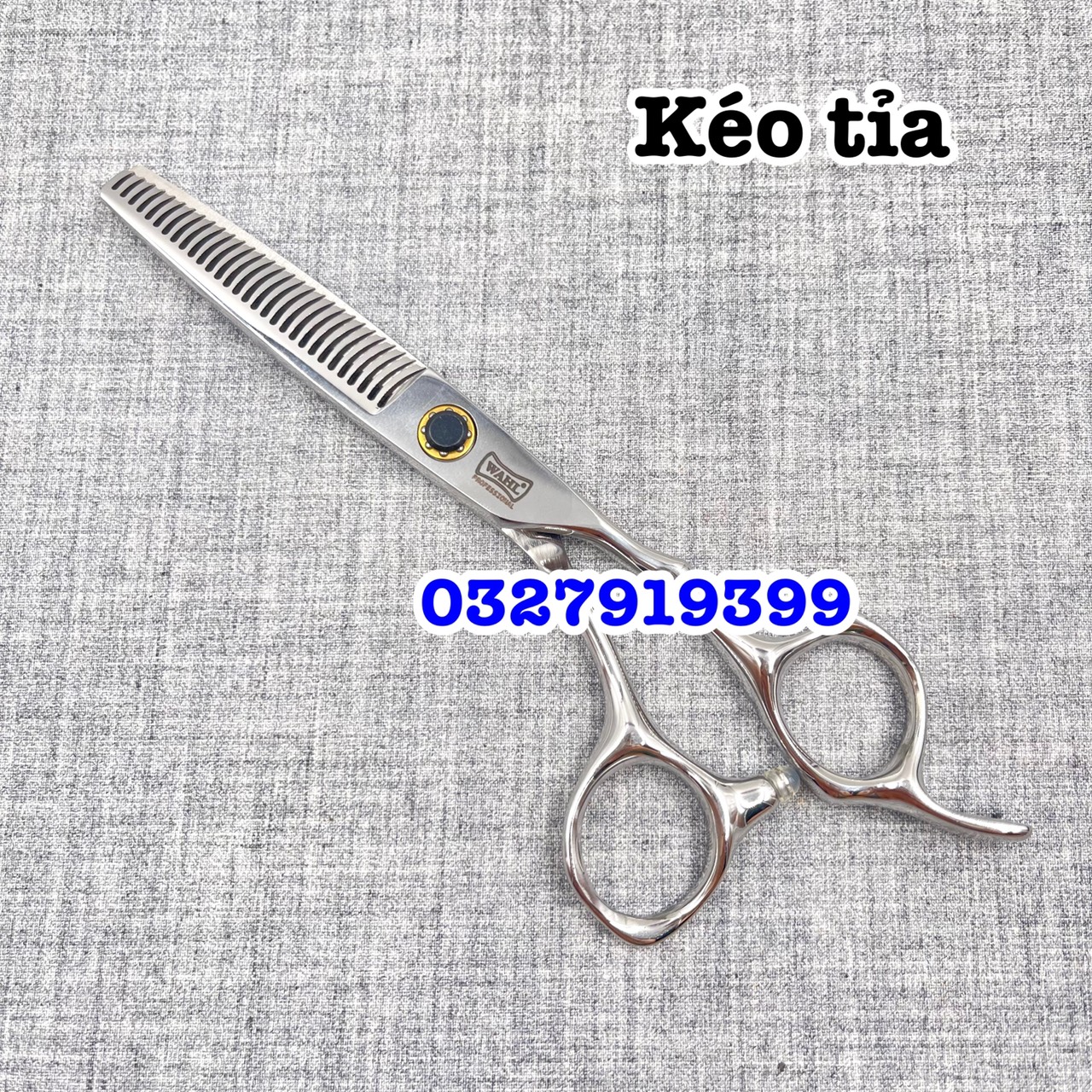 High-Quality Japanese Hair Cutting Scissors Wahl 6.0 in (Black Screw)