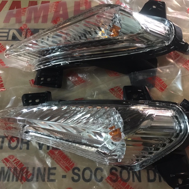 Cụm đèn xi nhan trước bên trái xe Exciter 150 hãng
