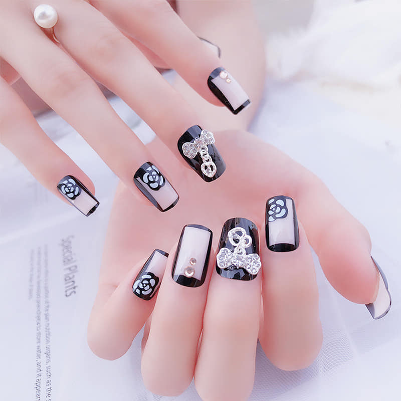 Bộ 24 Móng tay giả A33 ( Tặng kèm keo dán móng )
