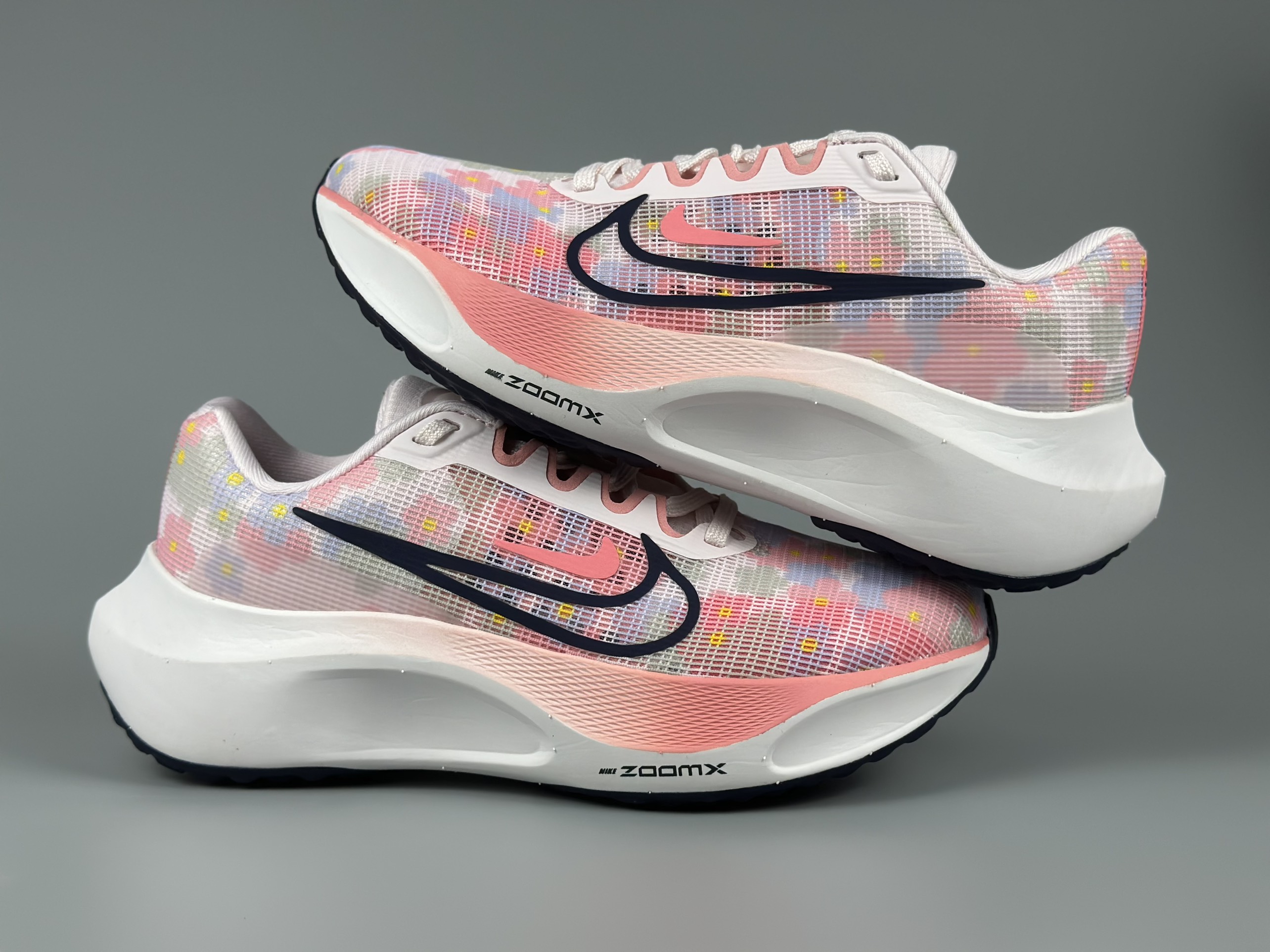 Nike Air Zoom Fly 5  (36-39)