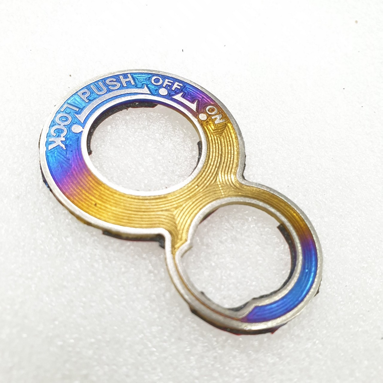 Dán Ổ Khóa Titan cho các dòng xe Raider Satria FI