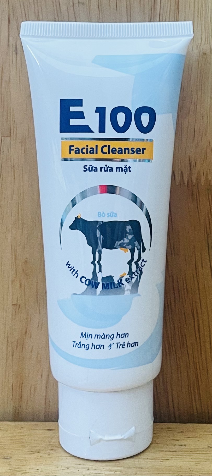 E100 Sữa Rửa Mặt Bò Sữa 80ml - BACH HOA HV