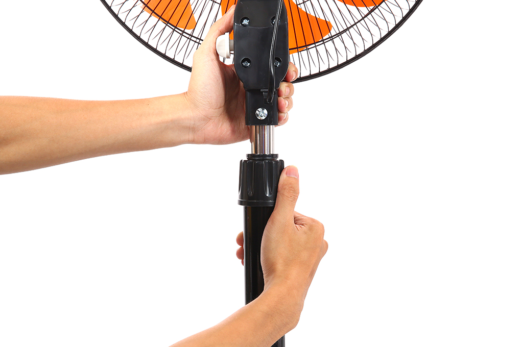 Quạt lửng Senko LTS1636