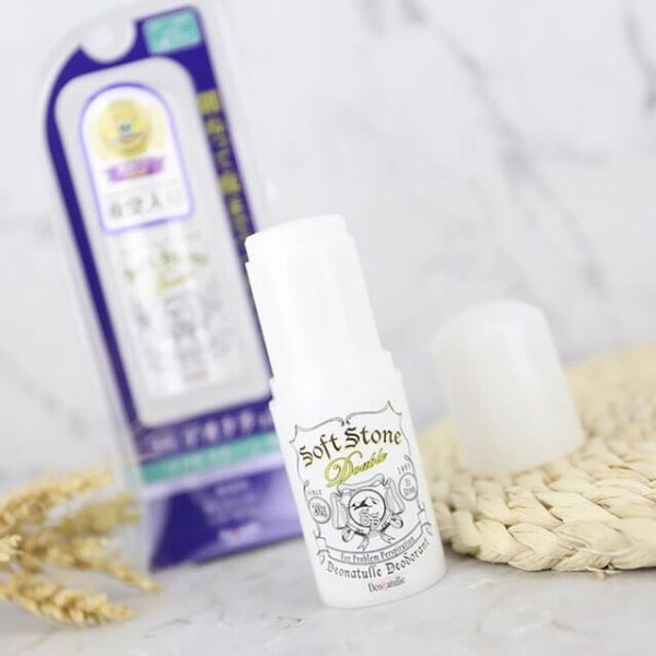 Lăn Khử Mùi Đá Khoáng Soft Stone Deonatulle 20g
