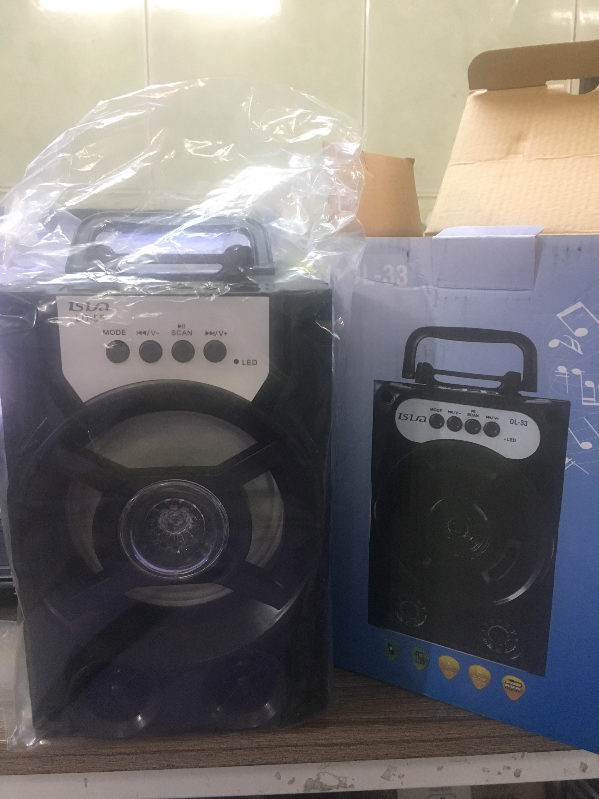 Loa Bluetooth MINI Xách Tay DL-33/ 1604 / 1602 / B16 có ĐÈN LED