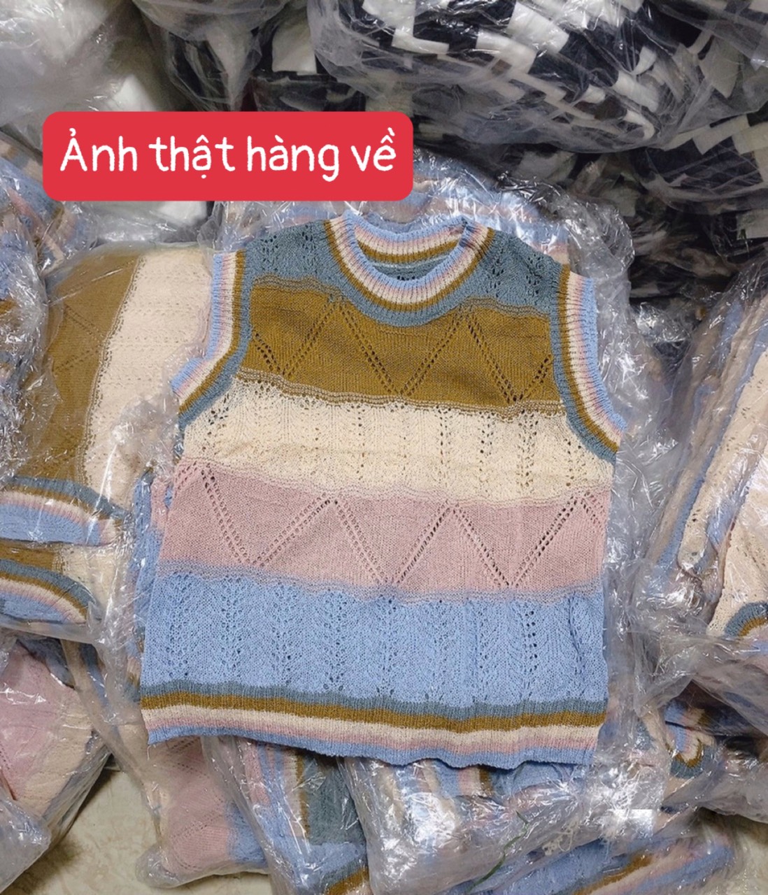 Áo len ba lỗ mix màu