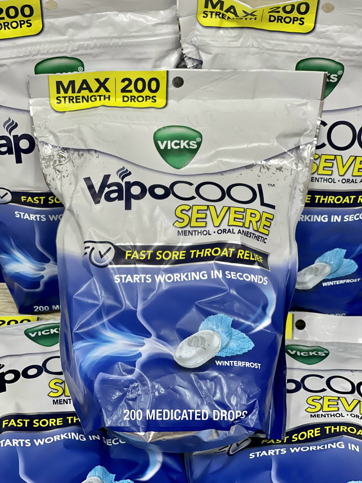 KẸO NGẬM VICKS VAPO COOL 200 VIÊN