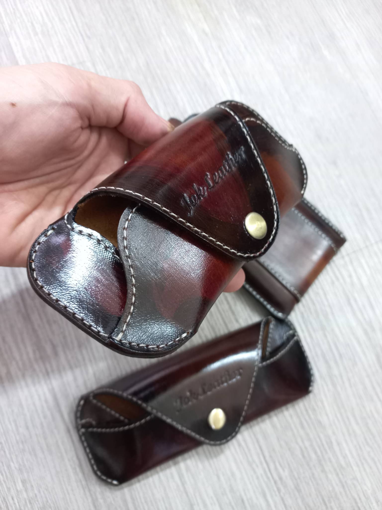 bao da đựng kính đeo thắt lưng da thật