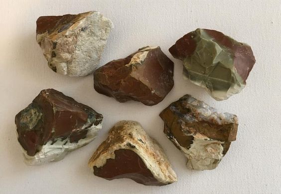 100gr Đá Thô Mã Não Đỏ- Xanh No Brand [100gr Red-Green Agate Rough Stone]