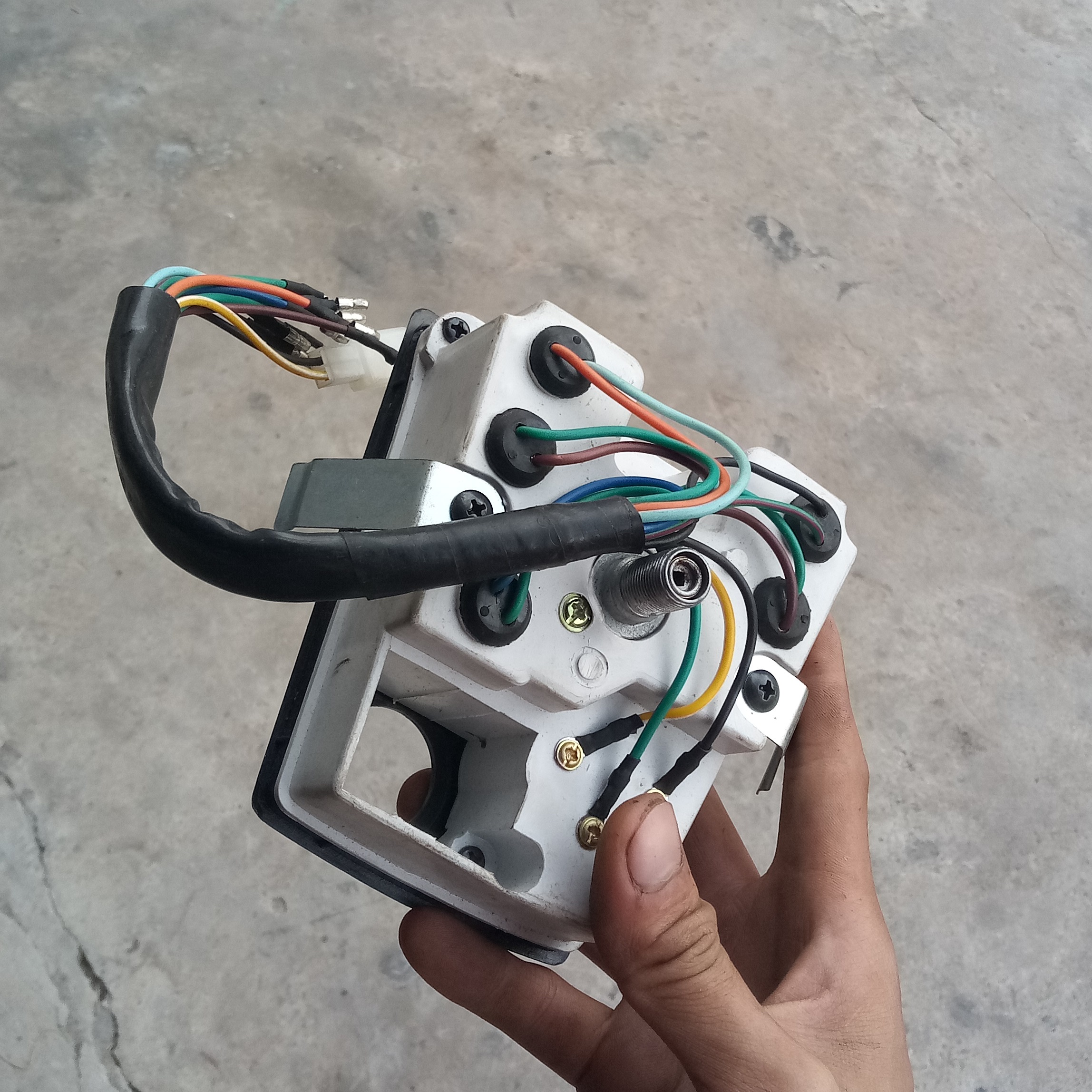 đồng hồ đo tốc độ xe CUB 82 DD báo công tơ