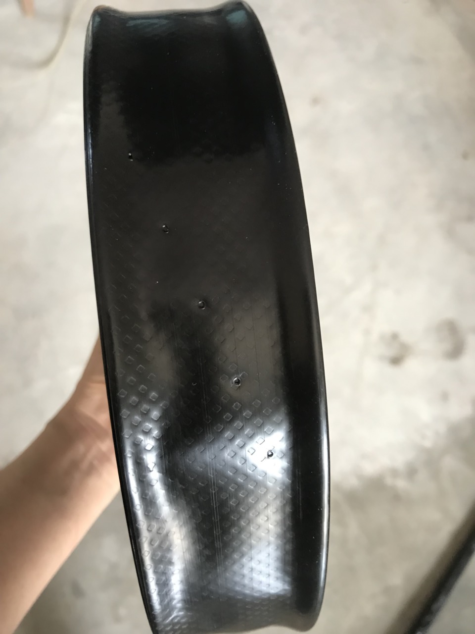 Ống dây tưới phun mưa phi 34mm 5 lỗ chéo -150m