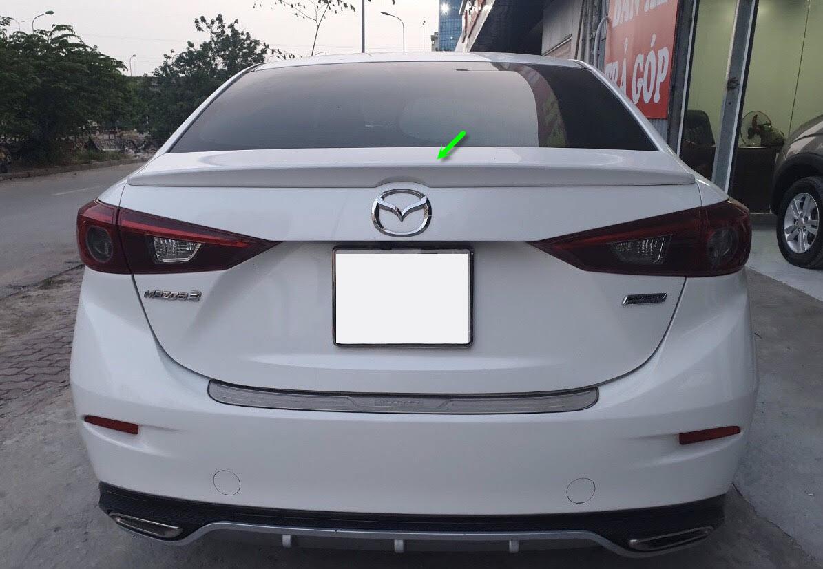 Đuôi gió liền cốp theo xe Mazda 3 sedan mộc chưa sơn