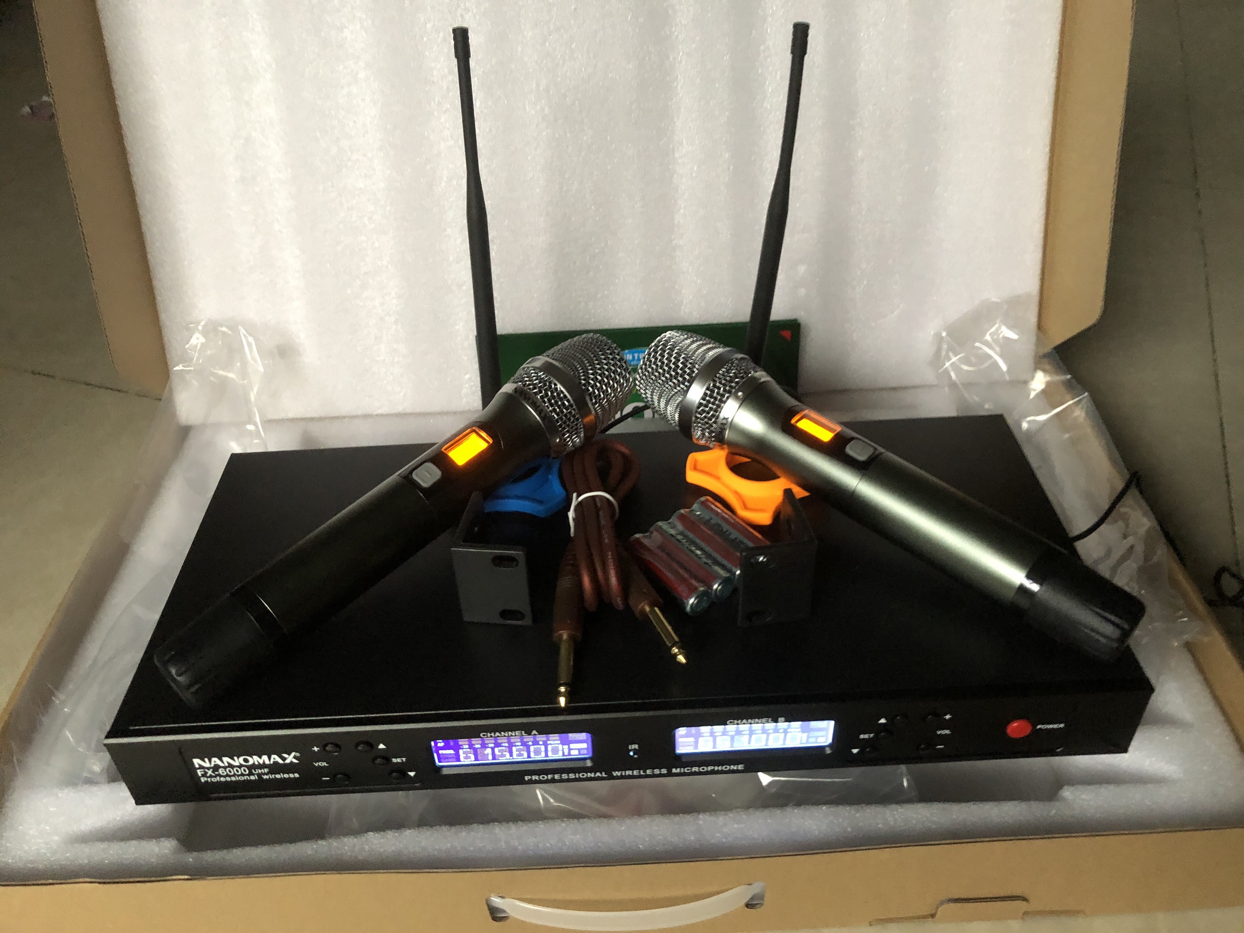 Micro chính hãng Nanomax FX-6000 UHF siêu hay