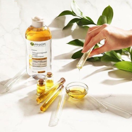 Tẩy Trang Dầu Pha Nước Garnier Biphase Micellaire 400ml