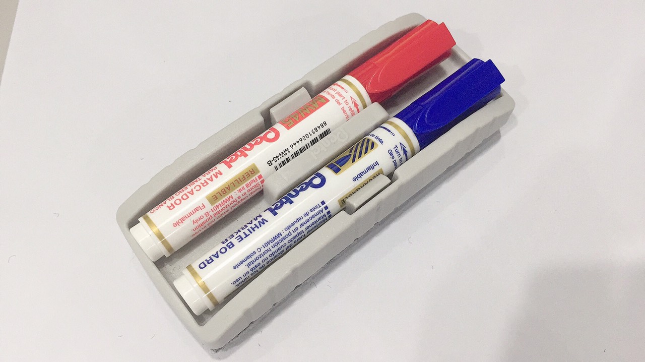 Khăn Lau Bảng Trắng Nhật Bản Pentel - ER-MW45
