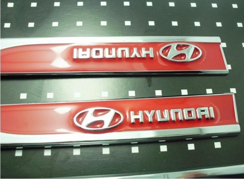 [HCM]Bộ 2 mang cá kim loại dán xe ô tô (hyun)