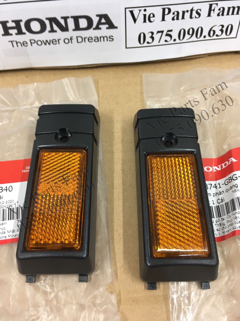 Mắt mèo / phản quang ốp phuộc Super Dream, Dream thái, Dream II (Giá 1 cặp 2 bên trái phải), Chính hiệu Honda Motor VN