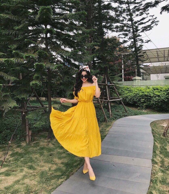 Đầm Lửng Trễ Vai Tay Con Vàng Sang Chảnh