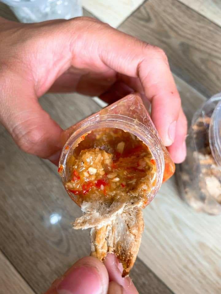 1 hủ KHÔ CÁ ĐUỐI MẮM ME 370GR