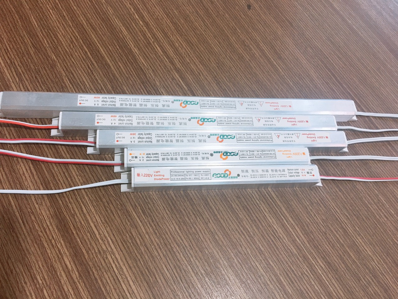 Nguồn Đũa Gulai 12V-3A