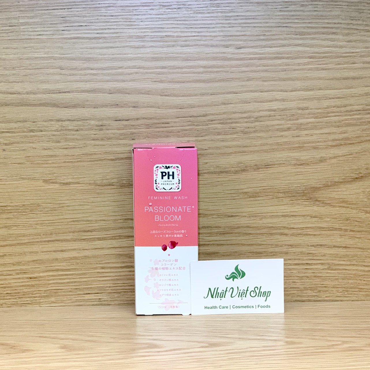 DUNG DỊCH VỆ SINH PHỤ NỮ PH CARE CHAI 150ML