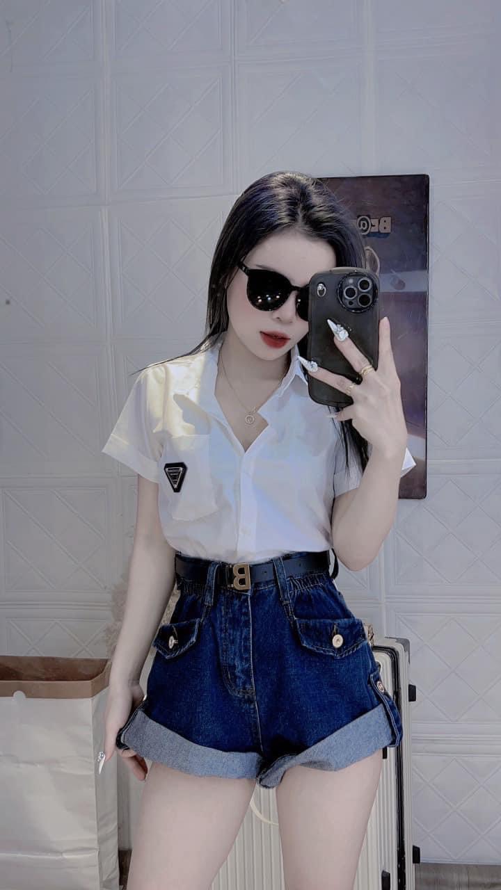 Áo Sơ mi nam, Áo Sơ mi nữ , Sơ mi cộc tay in logo, Áo Sơ mi cotton cực chất hót hót hóttren cả nam và nữ đều mặc rất đẹp ạ