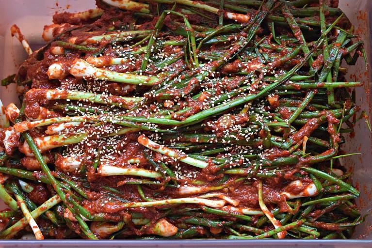 KIMCHI HÀNH LÁ HÀN QUỐC 800G