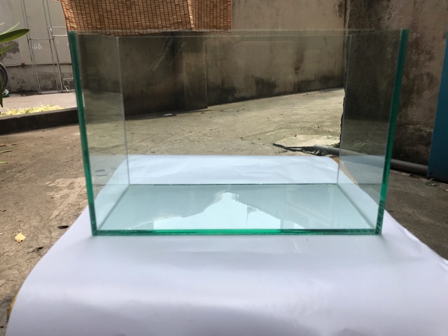 Bể cá mini để bàn 30x15x15 cm +lọc thác  (Tặng phụ kiện trang trí)