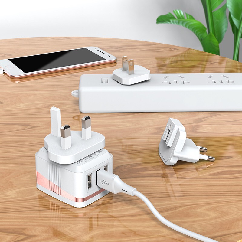ốc Sạc 3 Cổng Hoco C83 (Có Thể Thay Đổi Chui Cắm)