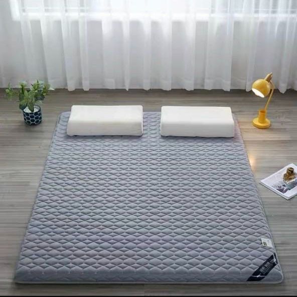 Nệm ngủ, loại 1m8 x2m, nệm thảo dược, nệm 2 người, đệm ngủ trải sàn, Thiết kế gọn nhe . Gấp lai gọn gàng.