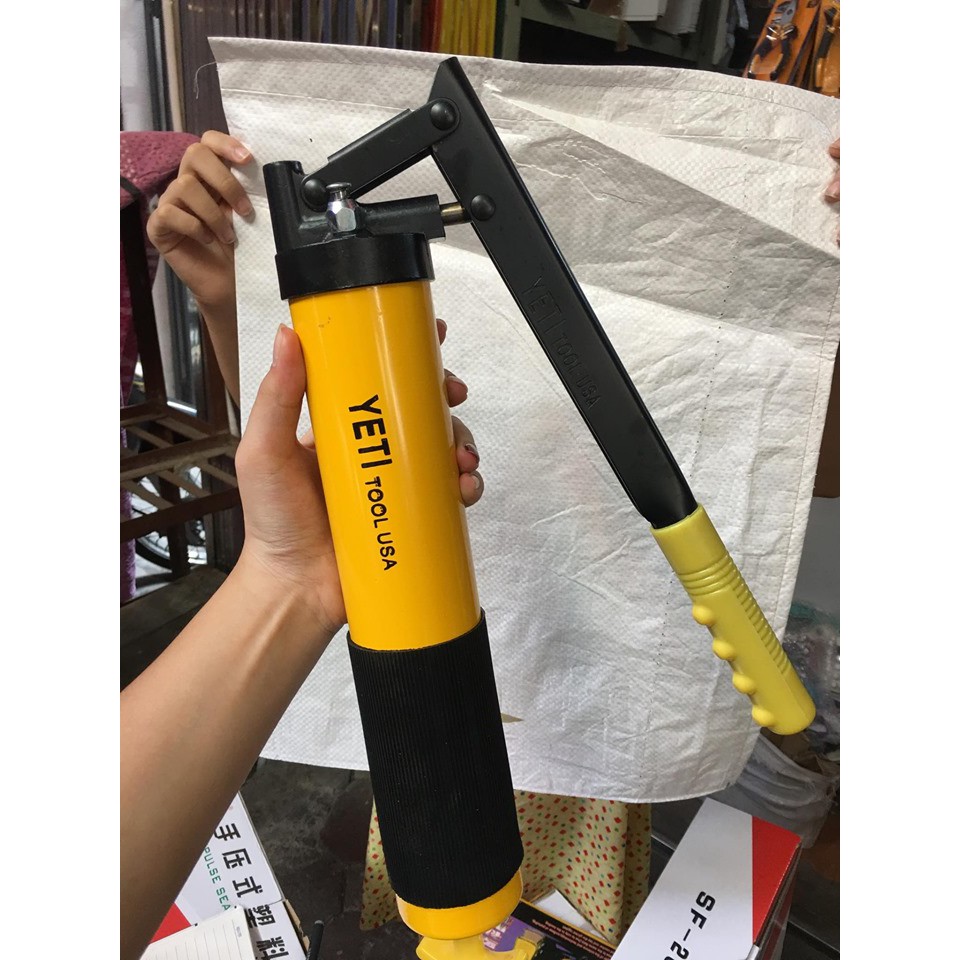 Bơm mỡ tay YETi 500cc. Súng bơm mỡ cao cấp