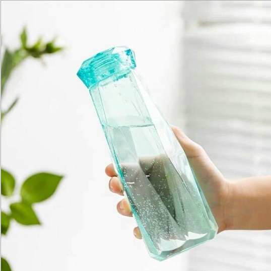 Bình Nước Thủy Tinh Kim Cương